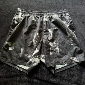Under Armour Blue/Black/Gray Patterned Shorts